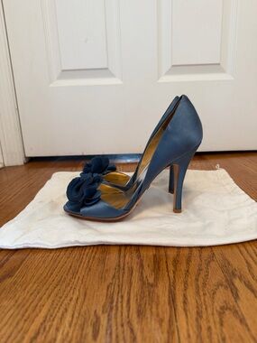 Badgley Mischka Blue Floral Peep-Toe Stiletto Heels